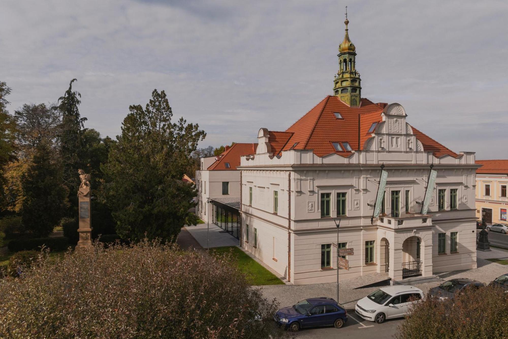 Villa Fitz Рокицани Экстерьер фото